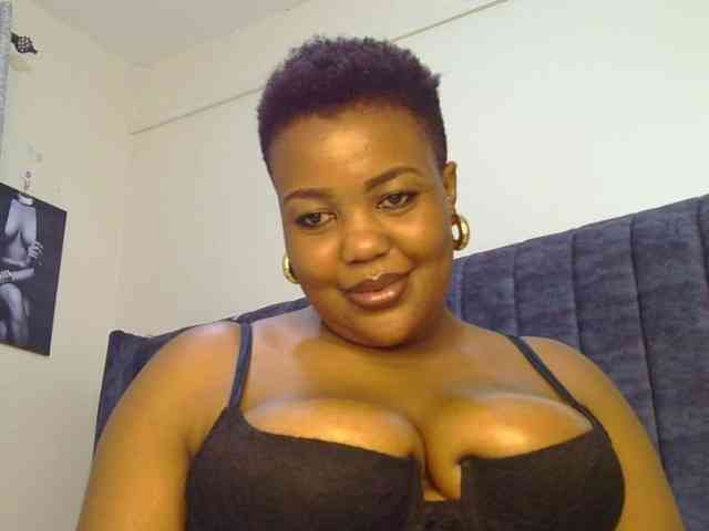 live nude chatroom Thick-sexxy-moma