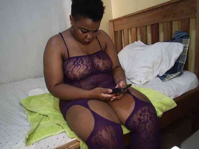 PrettyThickMirror