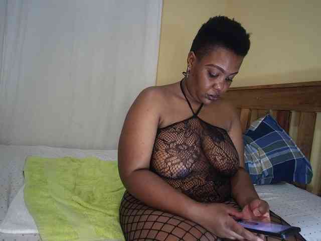 Pretty-thick-mirror webcam