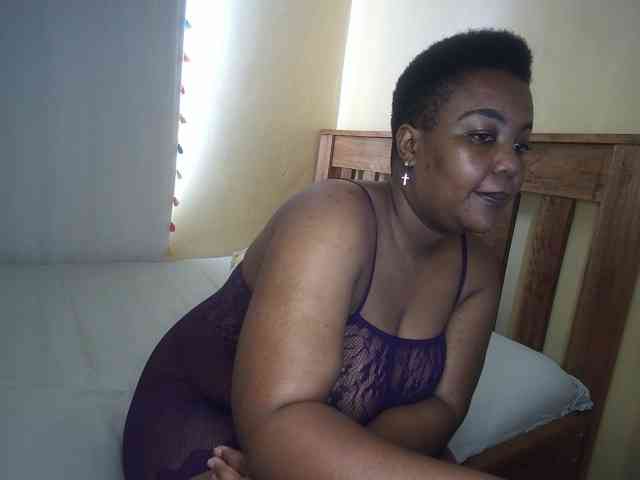 Pretty-thick-mirror webcam