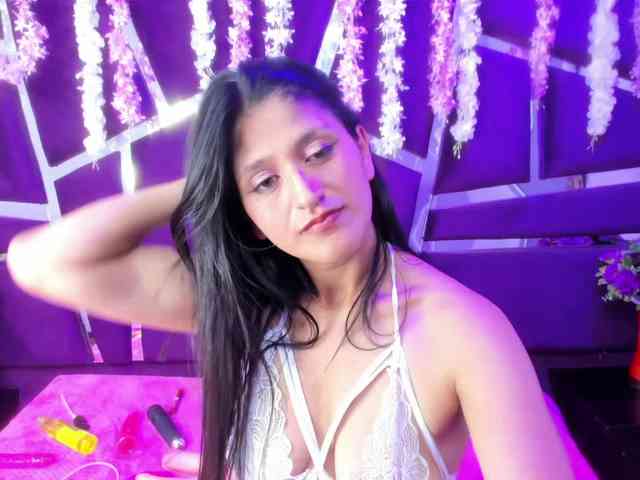 kendalltaylor20 webcam