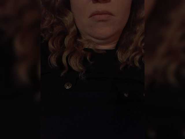 Lena-33's BongaCams show and profile