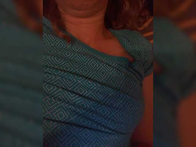 Lena-33's BongaCams show and profile