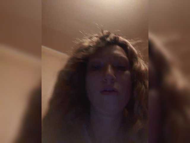 Lena-33's BongaCams show and profile