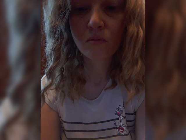 Lena-33's BongaCams show and profile