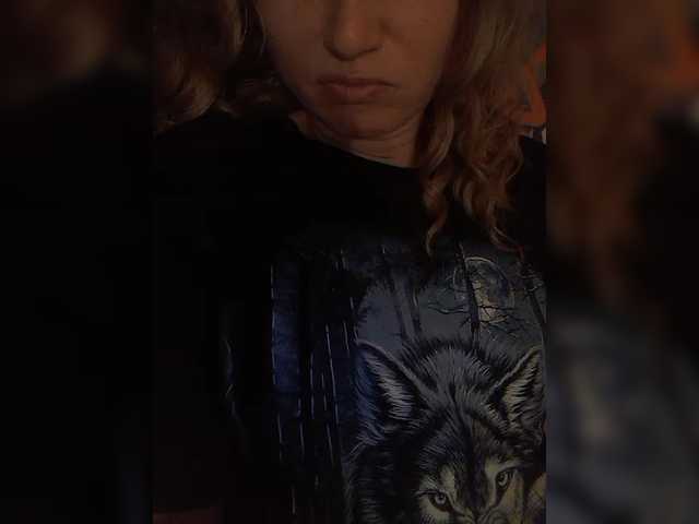 Lena-33's BongaCams show and profile