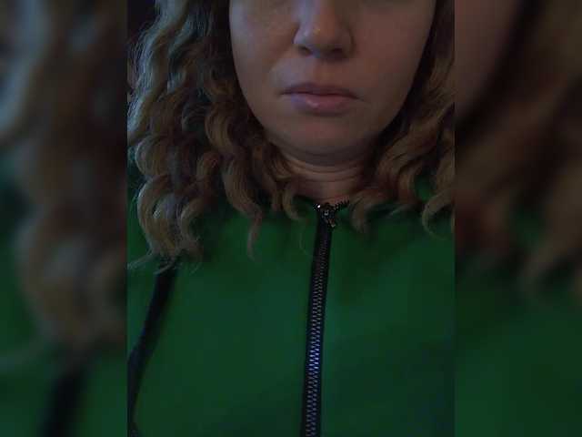 Lena-33's BongaCams show and profile