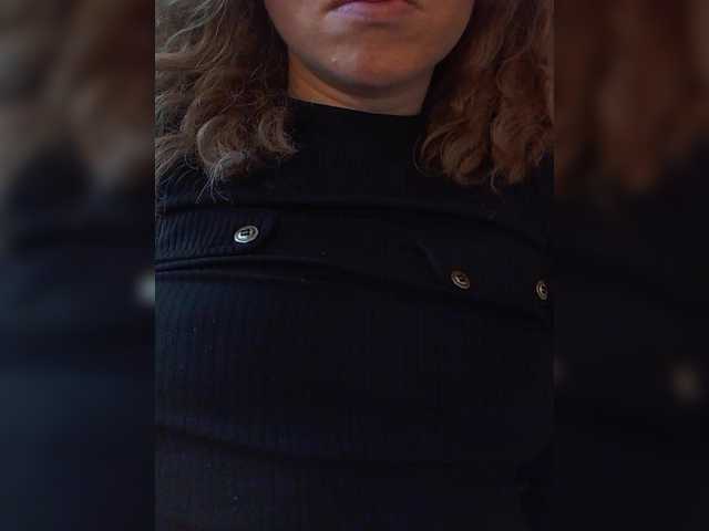 Lena-33's BongaCams show and profile