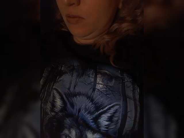 Lena-33's BongaCams show and profile