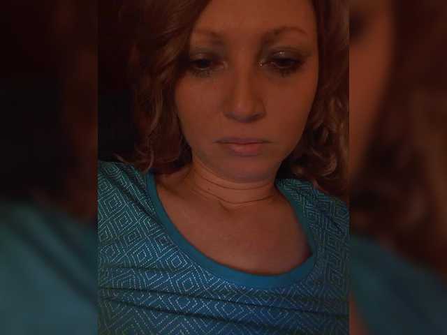 Lena-33's BongaCams show and profile