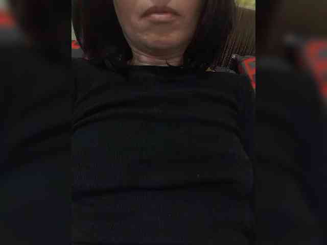 Lena-33 webcam