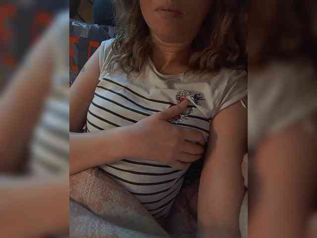Lena-33 webcam