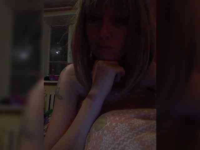 Lena-33 webcam