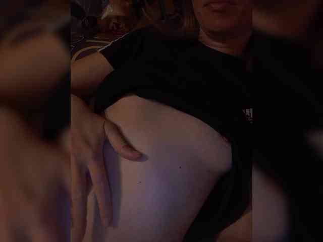 Lena-33 webcam