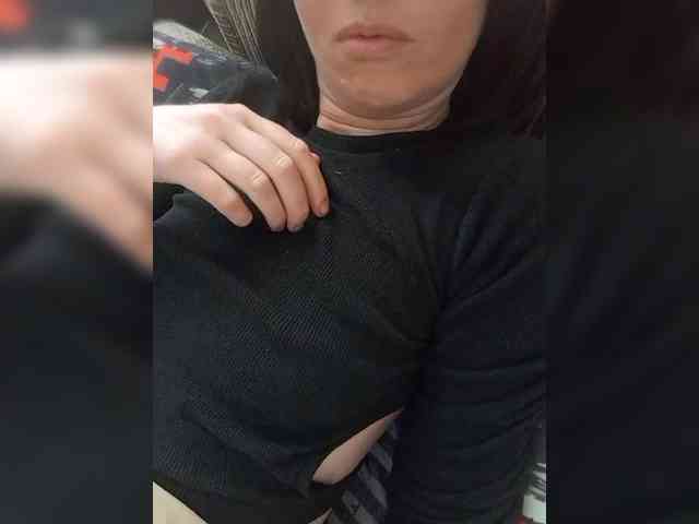Lena-33 webcam