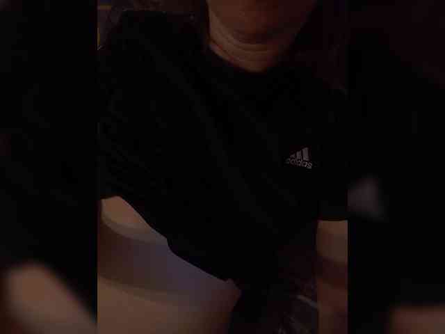 Lena-33 webcam