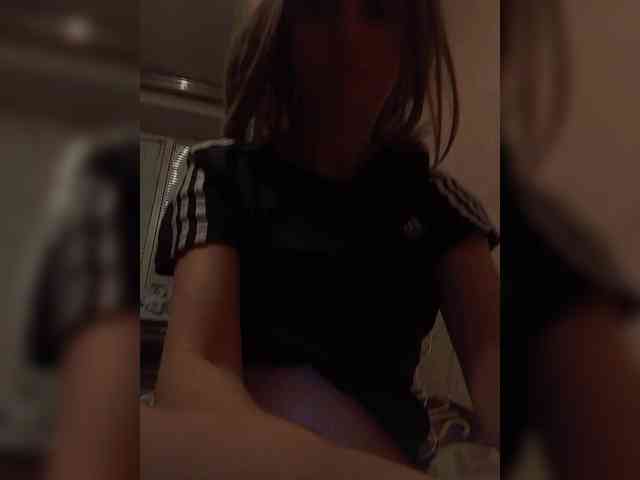 Lena-33 webcam