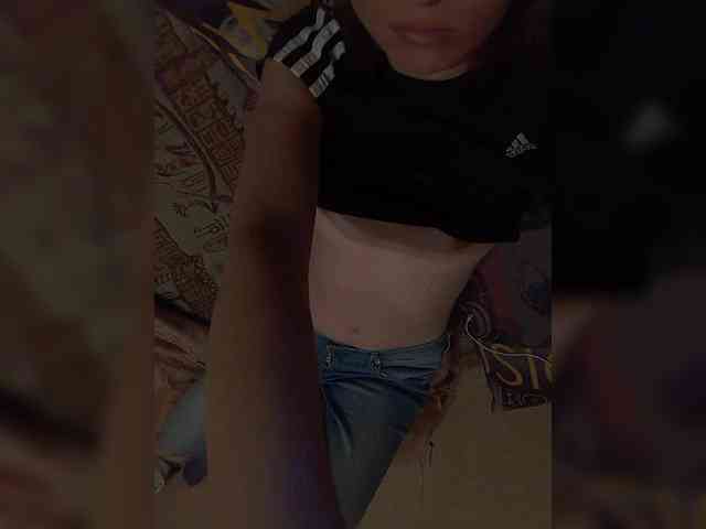 Lena-33 webcam