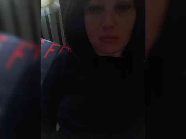 Lena-33 webcam