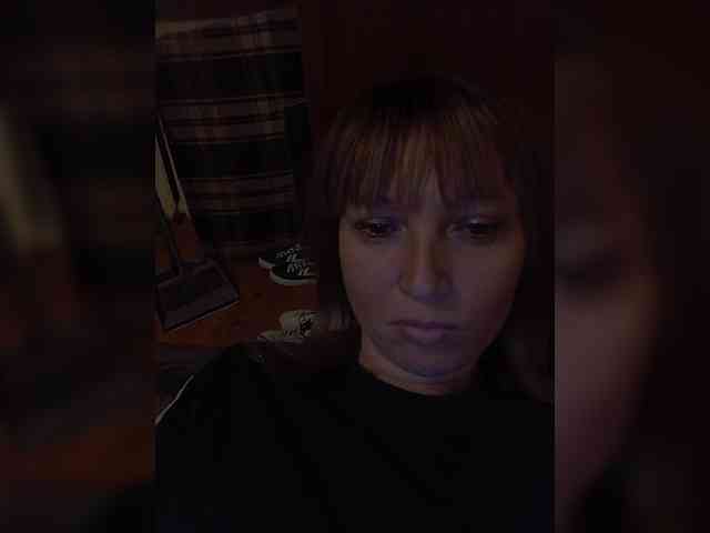 Lena-33 webcam