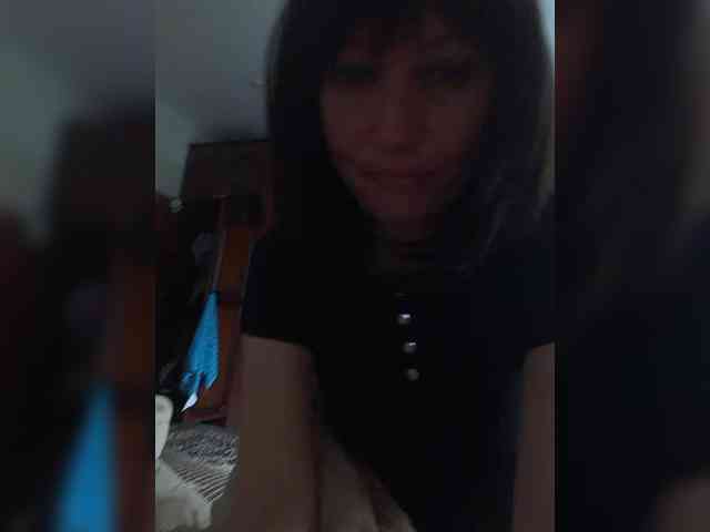 Lena-33 webcam