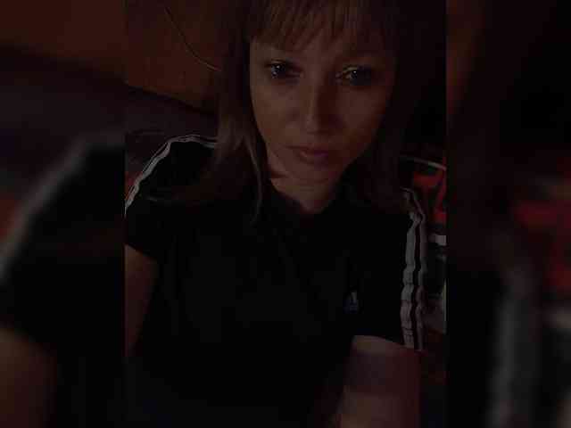 Lena-33 webcam
