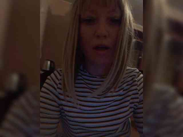 Lena-33 webcam