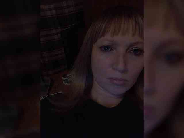 Lena-33 webcam