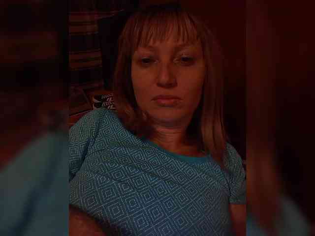 Lena-33 webcam