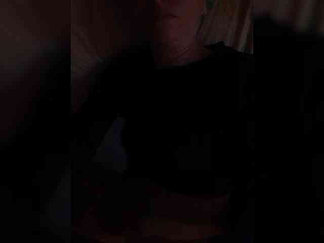 Lena-33 webcam