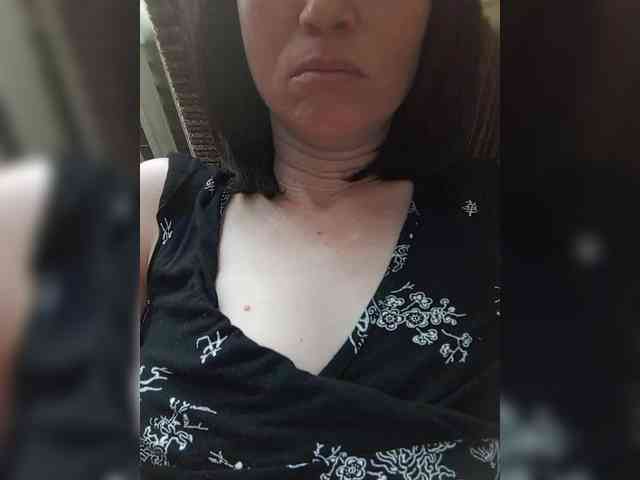 Lena-33 webcam