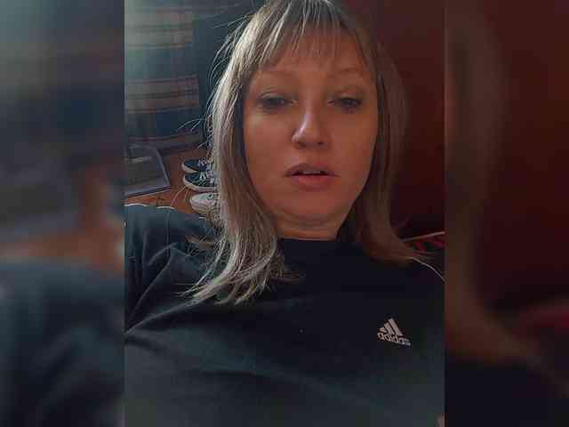 Lena-33 webcam