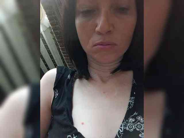 Lena-33 webcam