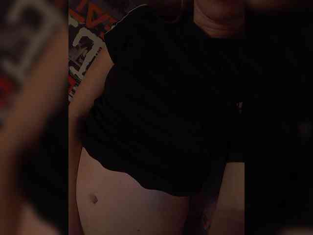 Lena-33 webcam
