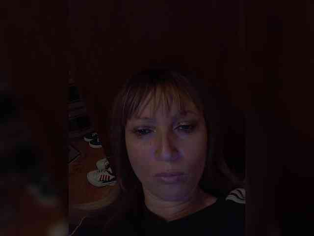 Lena-33 webcam