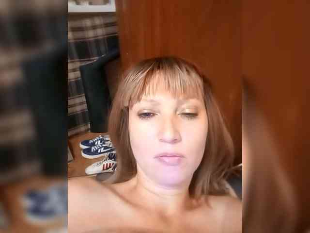 Lena-33 webcam