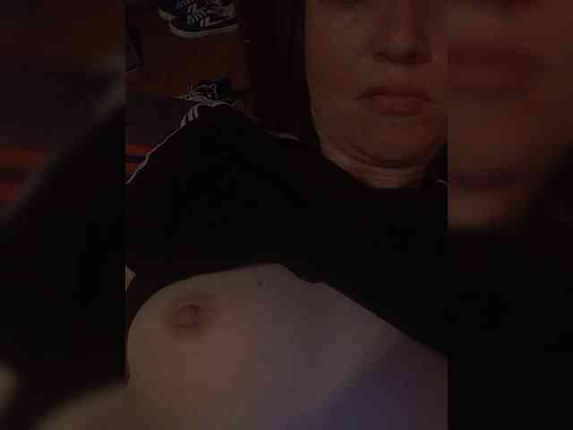 Lena-33 webcam