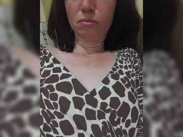 Lena-33 webcam
