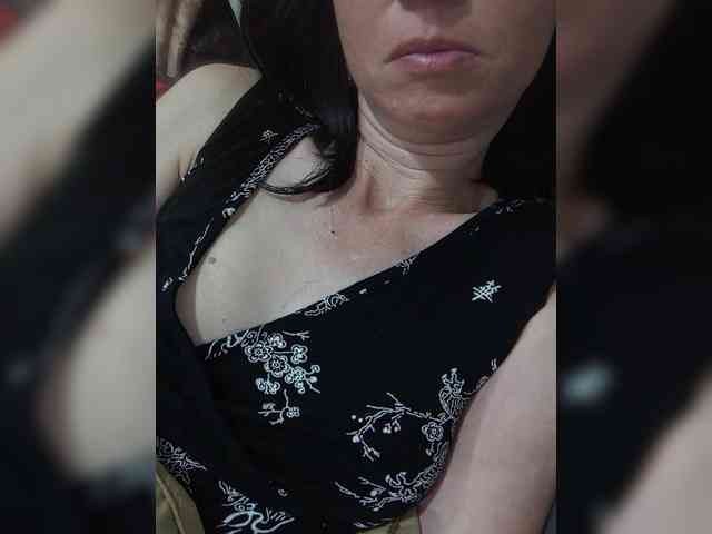 Lena-33 webcam