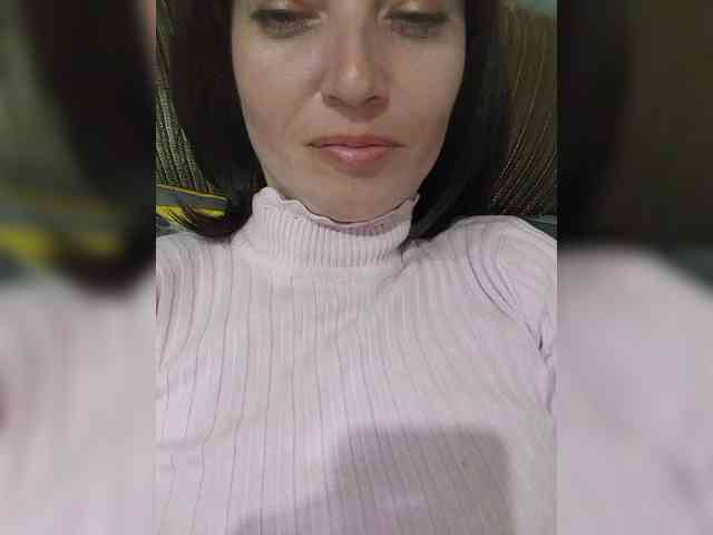 Lena-33 webcam