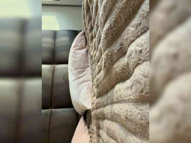 Lina_Lina webcam