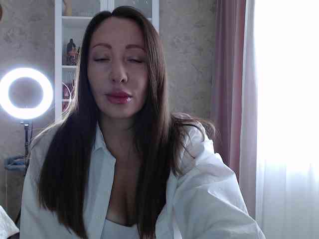 Lina_Lina webcam