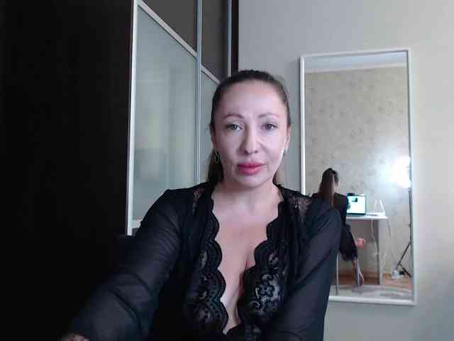 Lina_Lina webcam