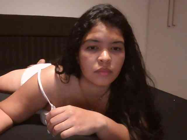 PielMorenaxxx webcam