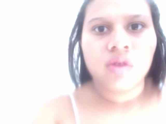 LauraBree webcam