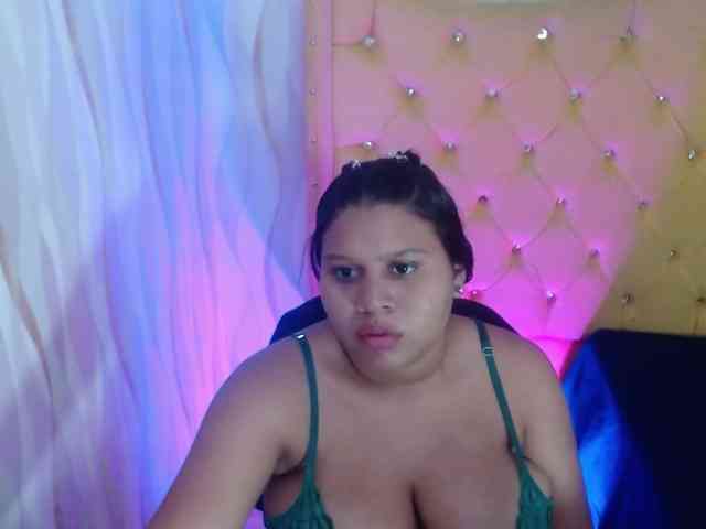 LauraBree Live Webcam on BongaCams