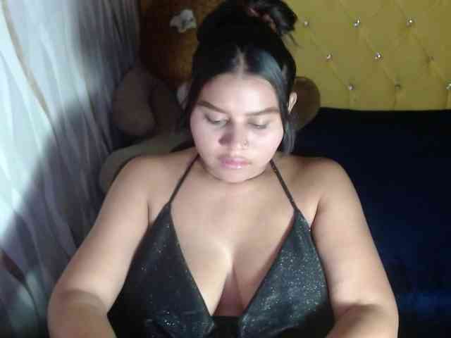online nude cam LauraBree