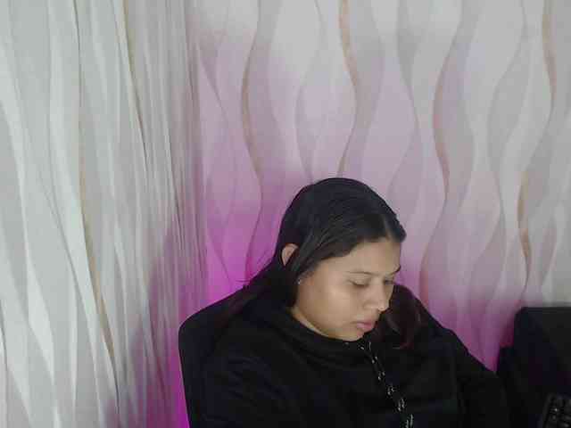 LauraBree Live Webcam on BongaCams