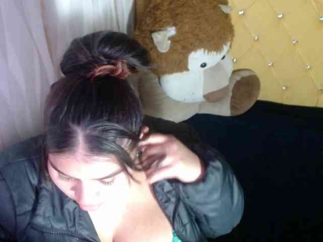 LauraBree webcam