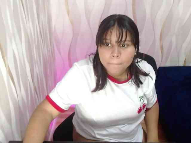 free sex webcam LauraBree